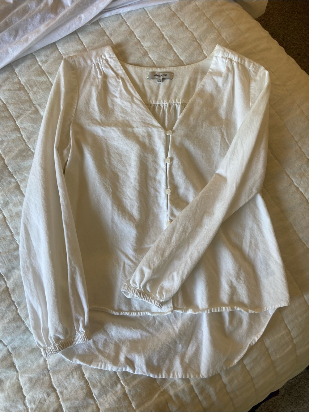 Madewell Cream V-Neck Button-Front Long Sleeve Tunic